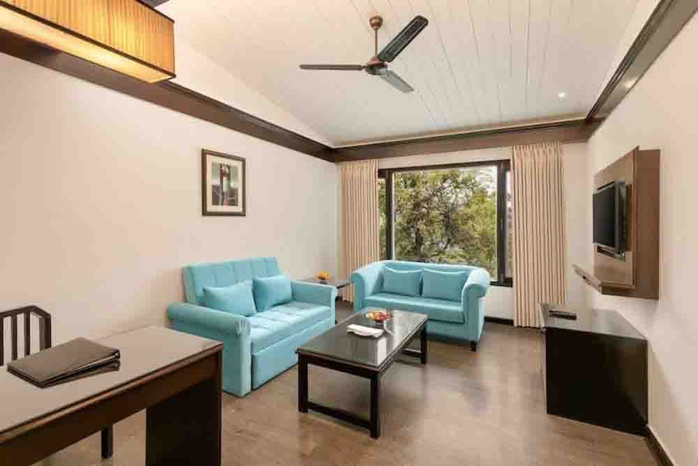 hotel sherwani hilltop